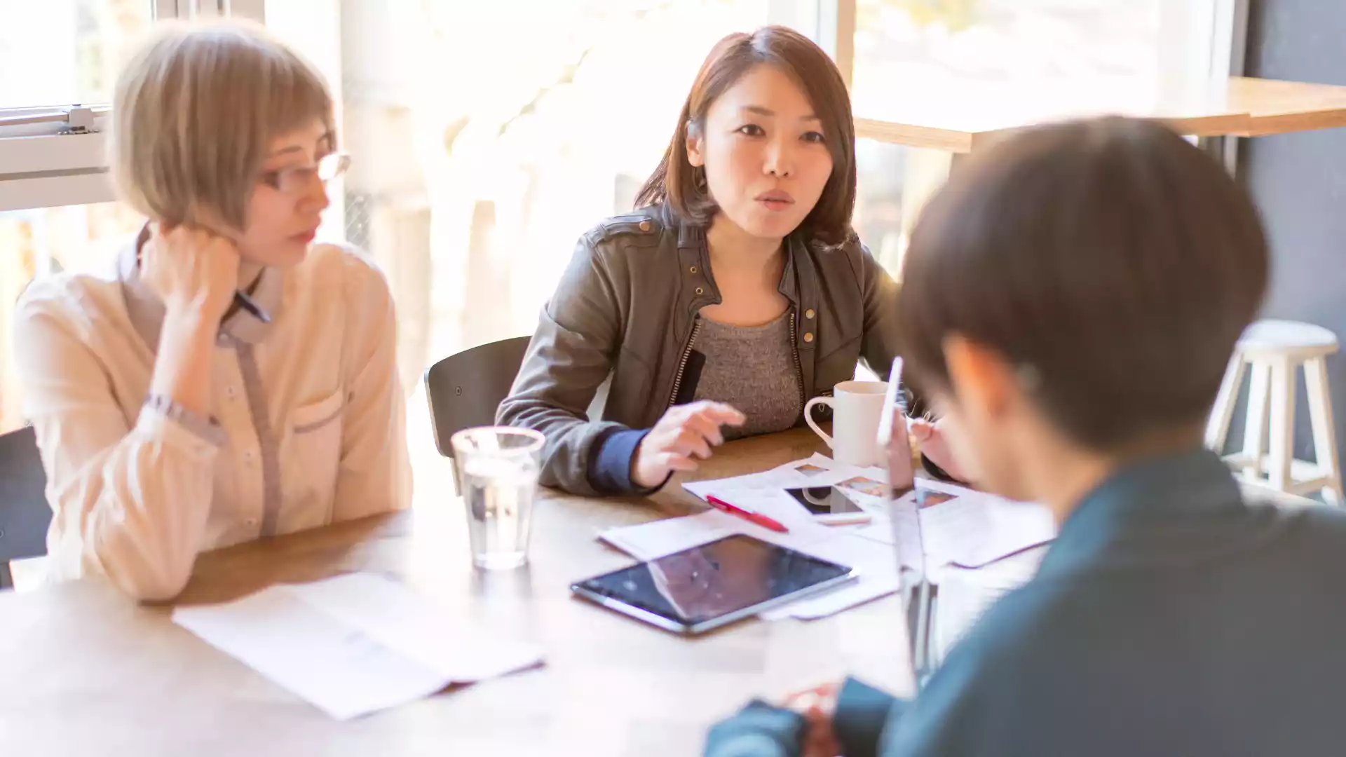 TOEIC900点でも話せない英語上級者ほど「シンプルな英語」で伸びる理由