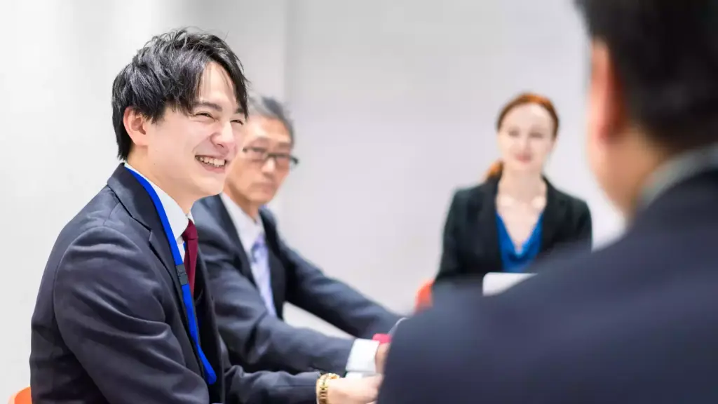TOEIC900点でも話せない英語上級者ほど「シンプルな英語」で伸びる理由